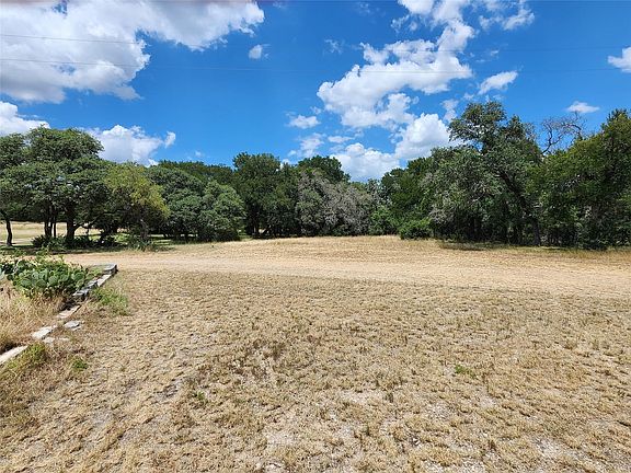 3rd image of 500 Spring Creek Rd