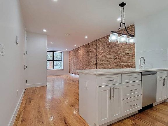 4th image of 3720 Bronxwood Ave Floor 2