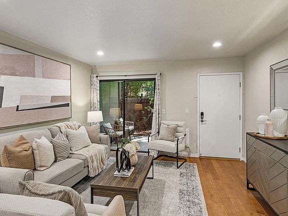 4th image of 2000 Rock St APT 19
