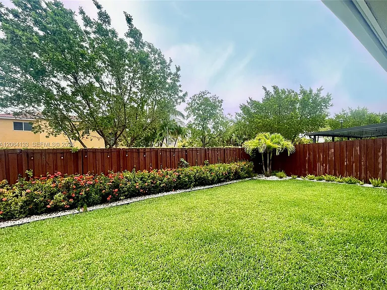 14121 SW 130th Ave — Photo 26