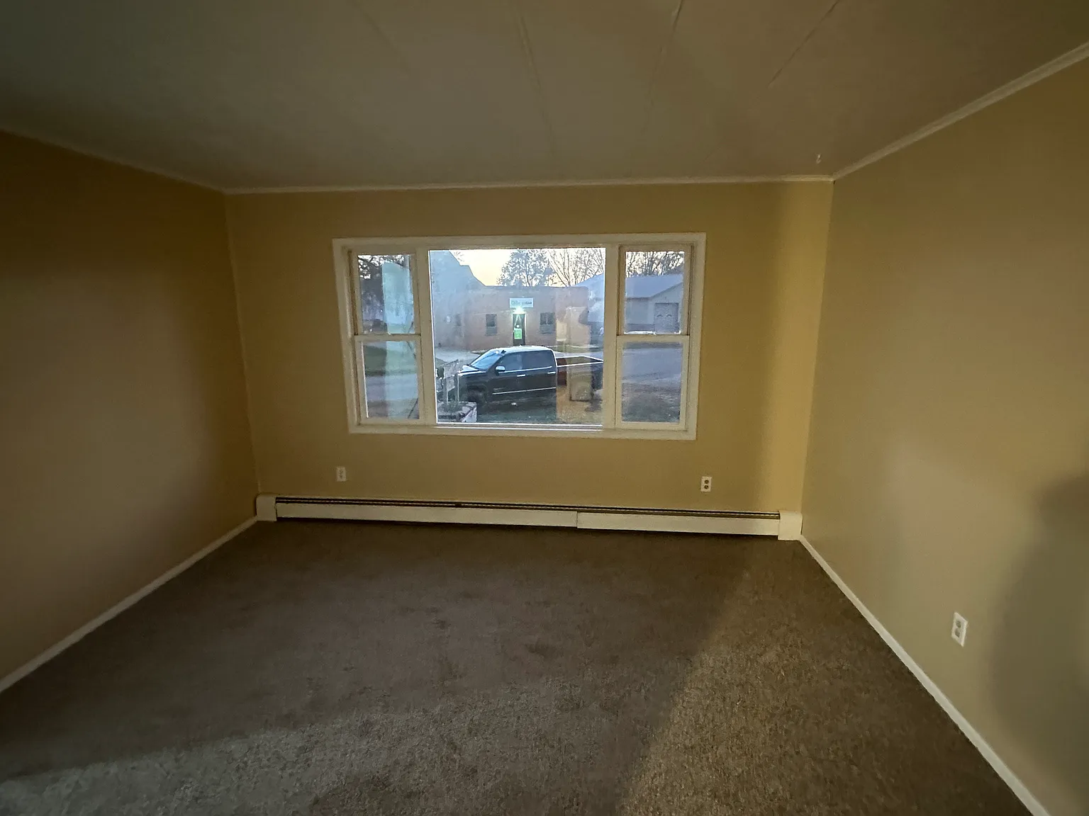 2 bed, 750 sqft, $750 — Photo 3