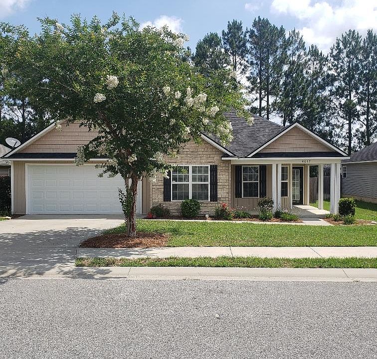 1st image of 4017 Glen Laurel Dr N