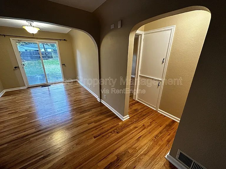 1685 Yukon St — Photo 19