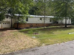 22 Red Oak Cir, Big Sandy, TN 38221