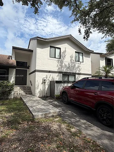 9134 SW 118th Ct Photo 1
