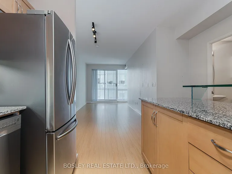 220 Victoria St #803 — Photo 6