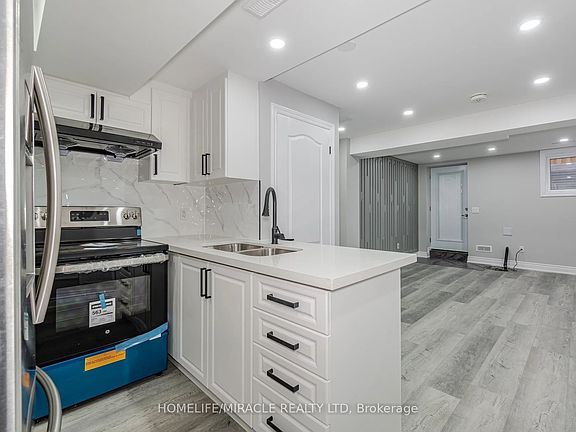 5th image of 15 Averill Rd #2
