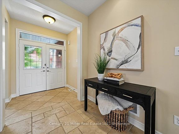 3rd image of 2350 Valleyridge Dr