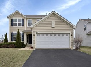 365 Bedford Ln, Volo, IL 60073