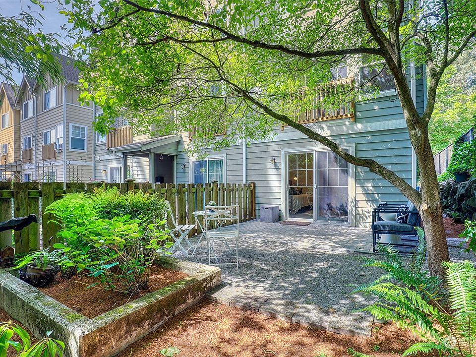 1st image of 13724 Midvale Avenue N #C