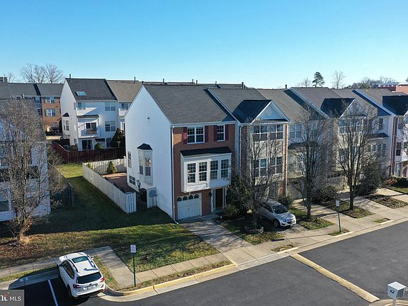 4th image of 2479 Wheat Meadow Cir