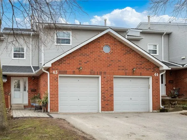 2065 Amherst Heights Ct #43, Burlington, ON L7P 4S1