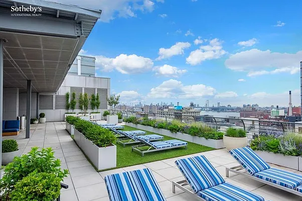 Sold by Sotheby's International Realty | media 31