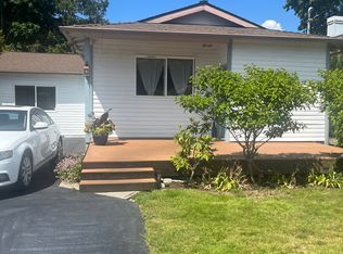 1102 N 33rd St, Renton, WA 98056