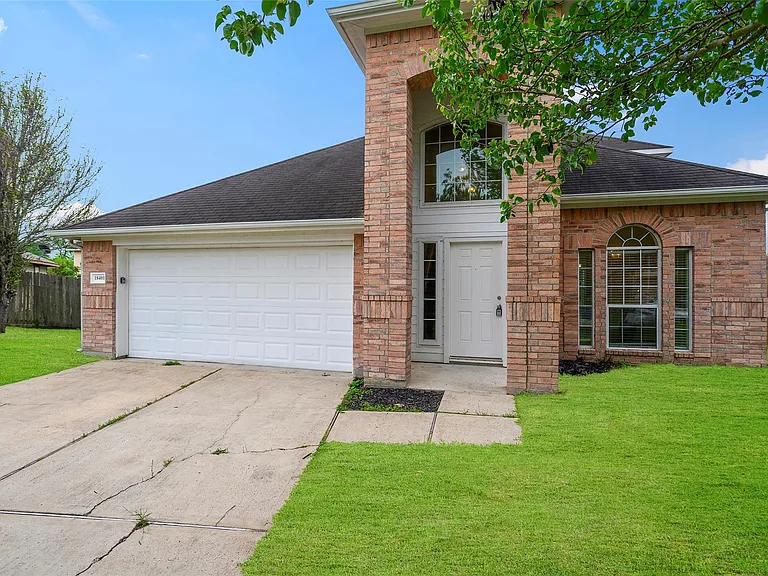 18401 Sunrise Oaks Ct — Photo 3