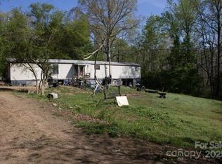 114 Victoria Ct, Cherryville, NC 28021