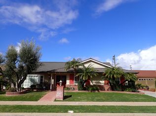 748 S Rosalind Dr, Orange, CA 92869