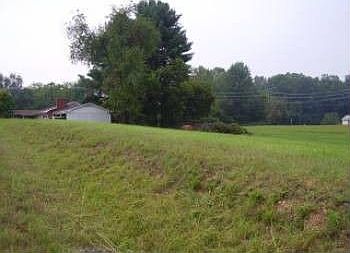 1st image of 800 S Moravian St