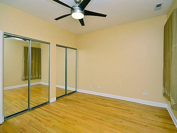 5th image of 4923 N Winthrop Ave #2