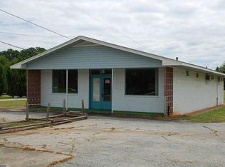 246 Burnt Tanyard Rd, West Union, SC 29696