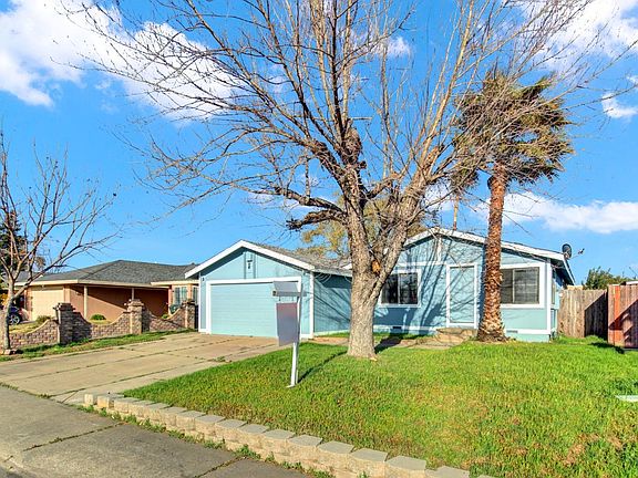 3rd image of 8252 Cottonfield Way
