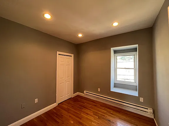 401 River St #3 — photo 2 of 5