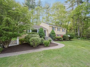 25 Duggan Rd, Acton, MA 01720