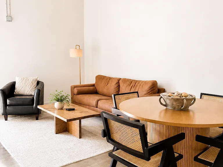 120 E Rogers Blvd #1 — Photo 4