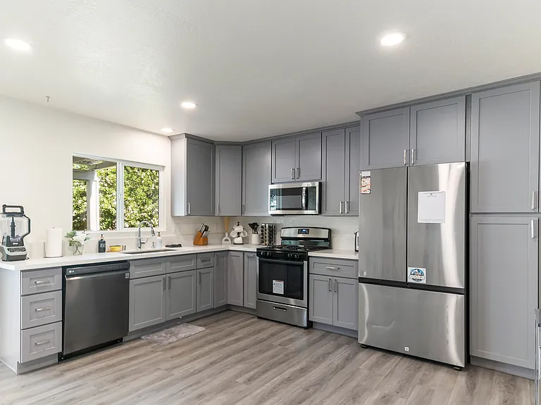 7676 Marine Ave — Photo 5