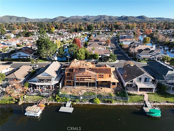 2nd image of 2546 Oakshore Dr
