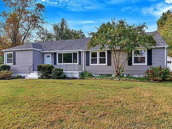 2nd image of 3616 Lucinda Dr