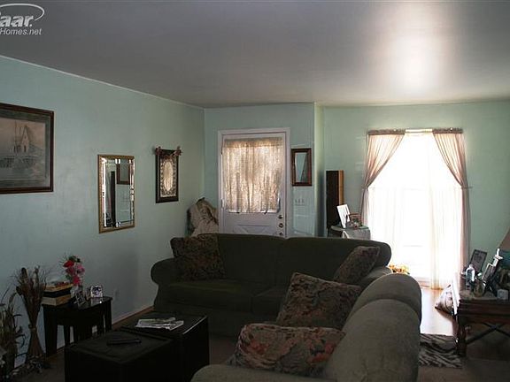 2nd image of 3832 Park Forest Dr