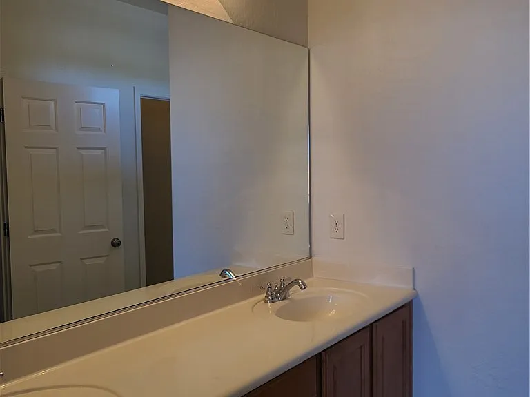 8944 Briar Bay Dr — Photo 11
