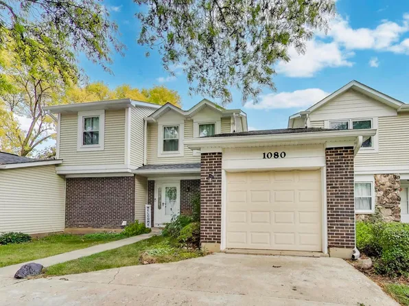 1080 Colony Lake Dr, Schaumburg, IL 60194