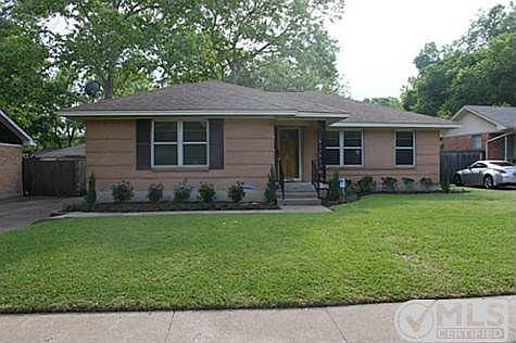 1st image of 9131 Livenshire Dr