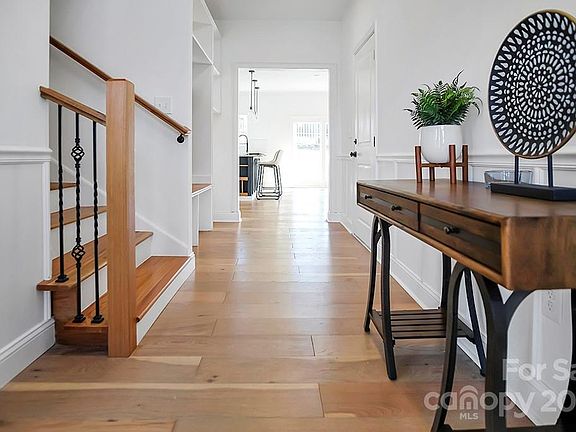4th image of 117 Starmount Dr