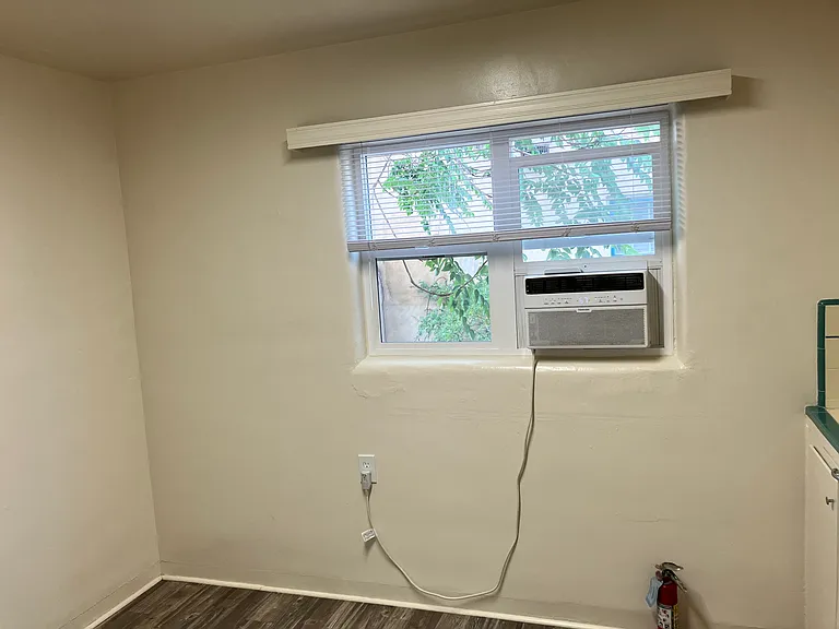 1903 Gold Ave SE #1 — Photo 13