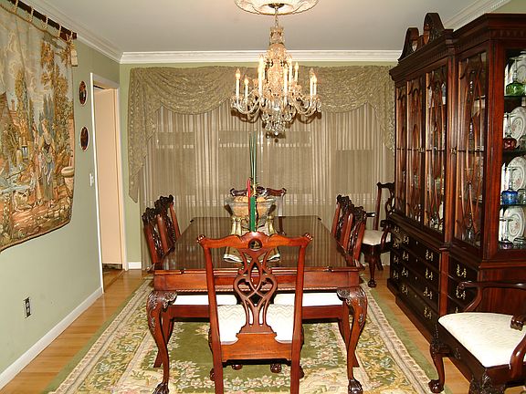 3rd image of 11 Manor Pl