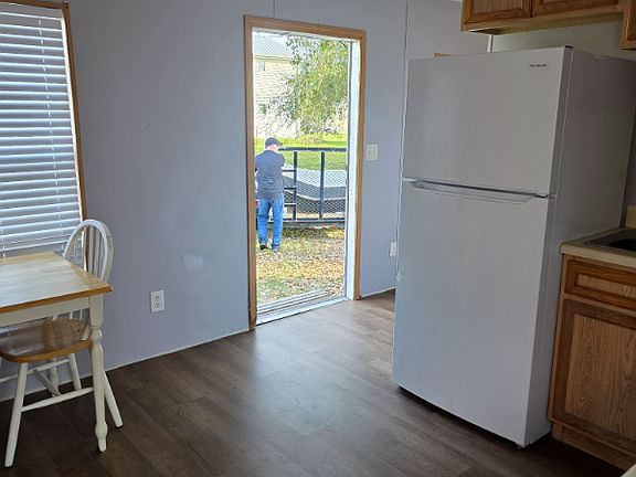 4th image of 128 Avenue B