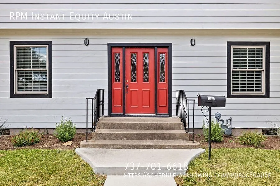 Charming 3-Bedroom, 2-Bath Home — Photo 2
