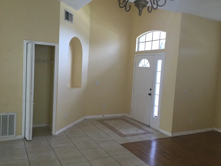 729 Whispering Cypress Ln — Photo 26