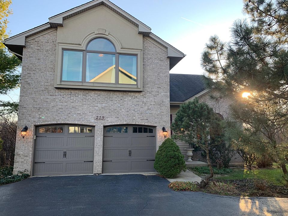 1st image of 219 Buckingham Dr
