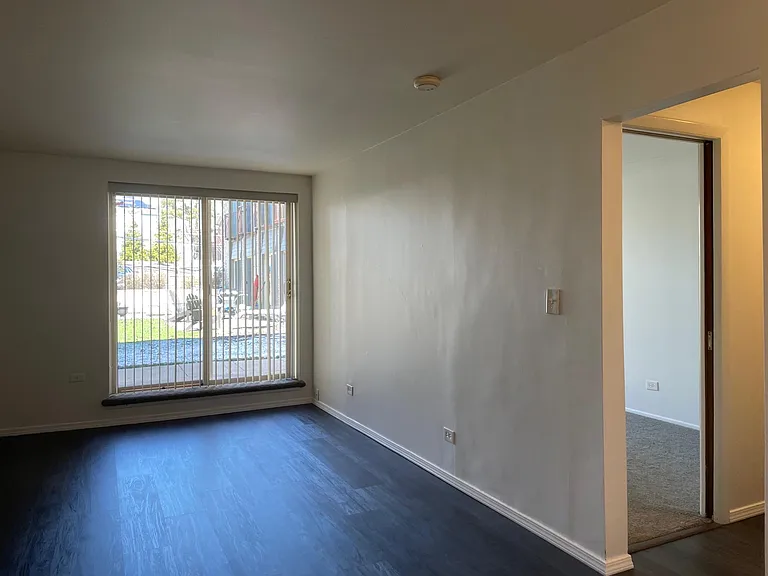 1950 Cherry Ln #114 — Photo 9