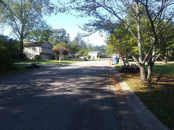 5th image of 2423 Ashland Dr