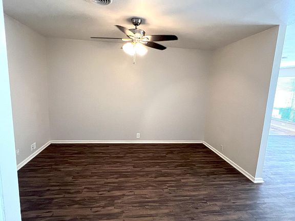 3rd image of 4214 54th St