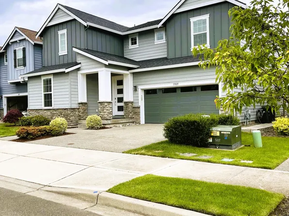 11021 Pershing Pl, Gig Harbor, WA 98332