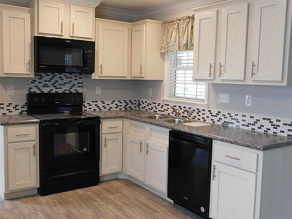 4th image of 103 Mockingbird Dr