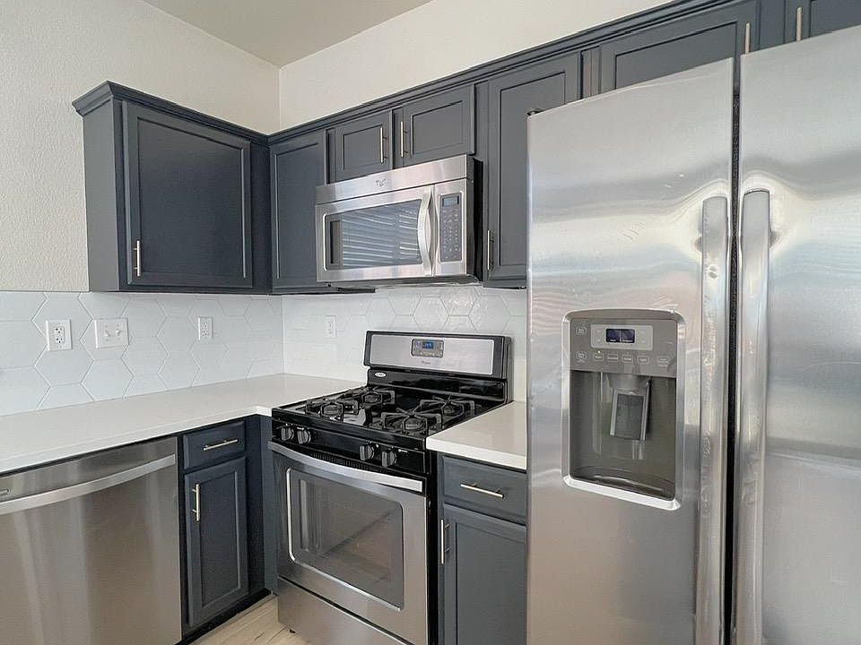 1st image of 3139 Boathouse Way