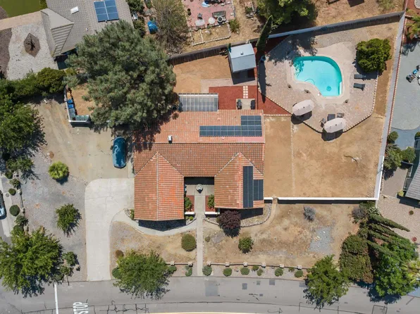 16273 Arena Dr, Ramona, CA 92065