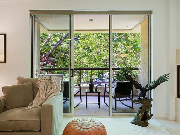 4th image of 600 Deer Valley Road #1G
